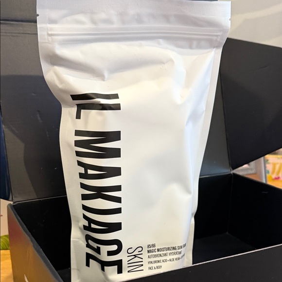 IL MAKIAGE Skin Sun Foam - Picture 5 of 5